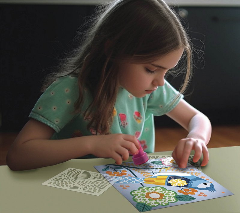 STENCIL CON MOTIVI DI COLORI PRIMAVERILI