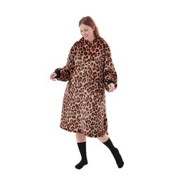 Tobacco brown hoodie with cheetah print pattern, suitable for women.