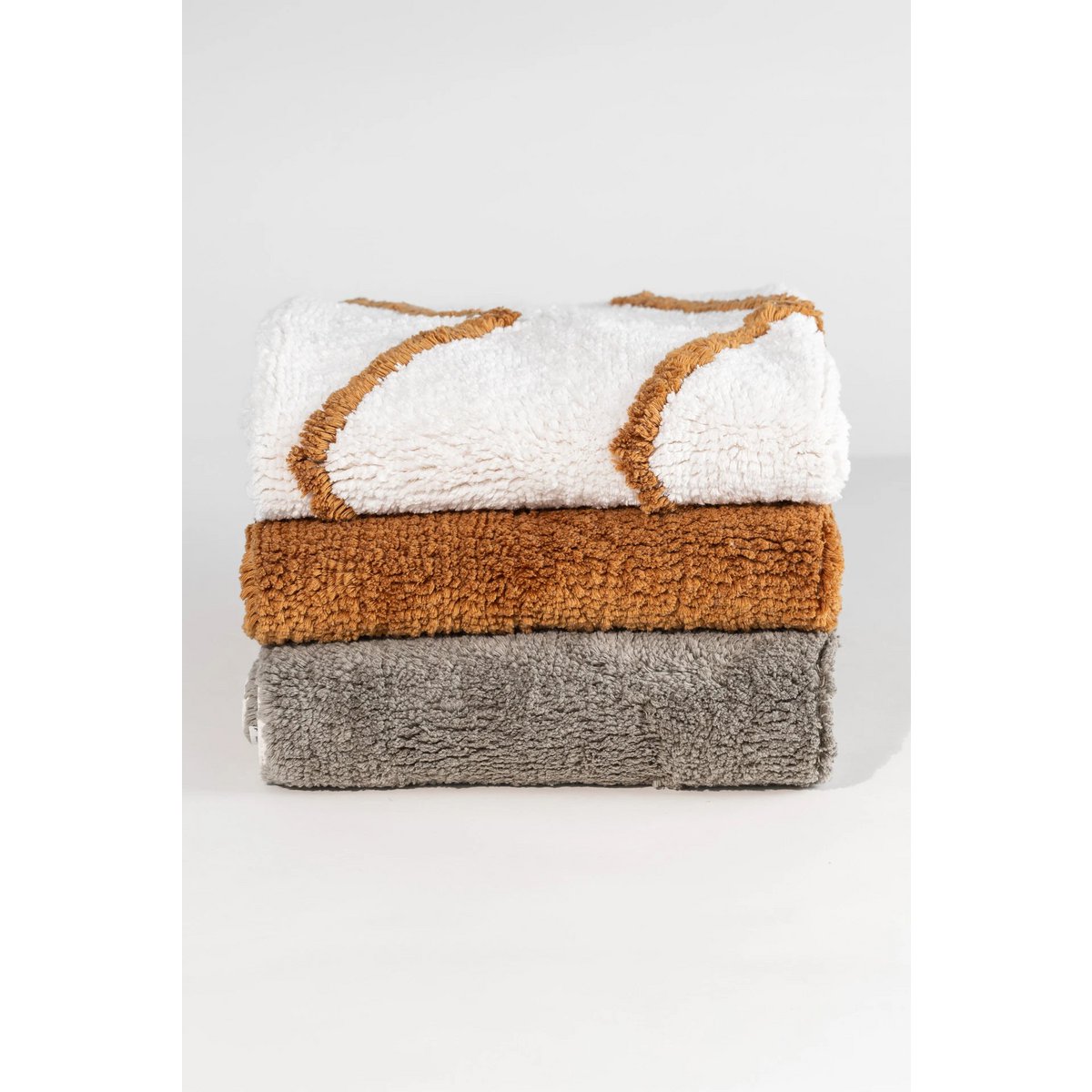 Hand Tufted 100% Cotton Bath Mat – Gold