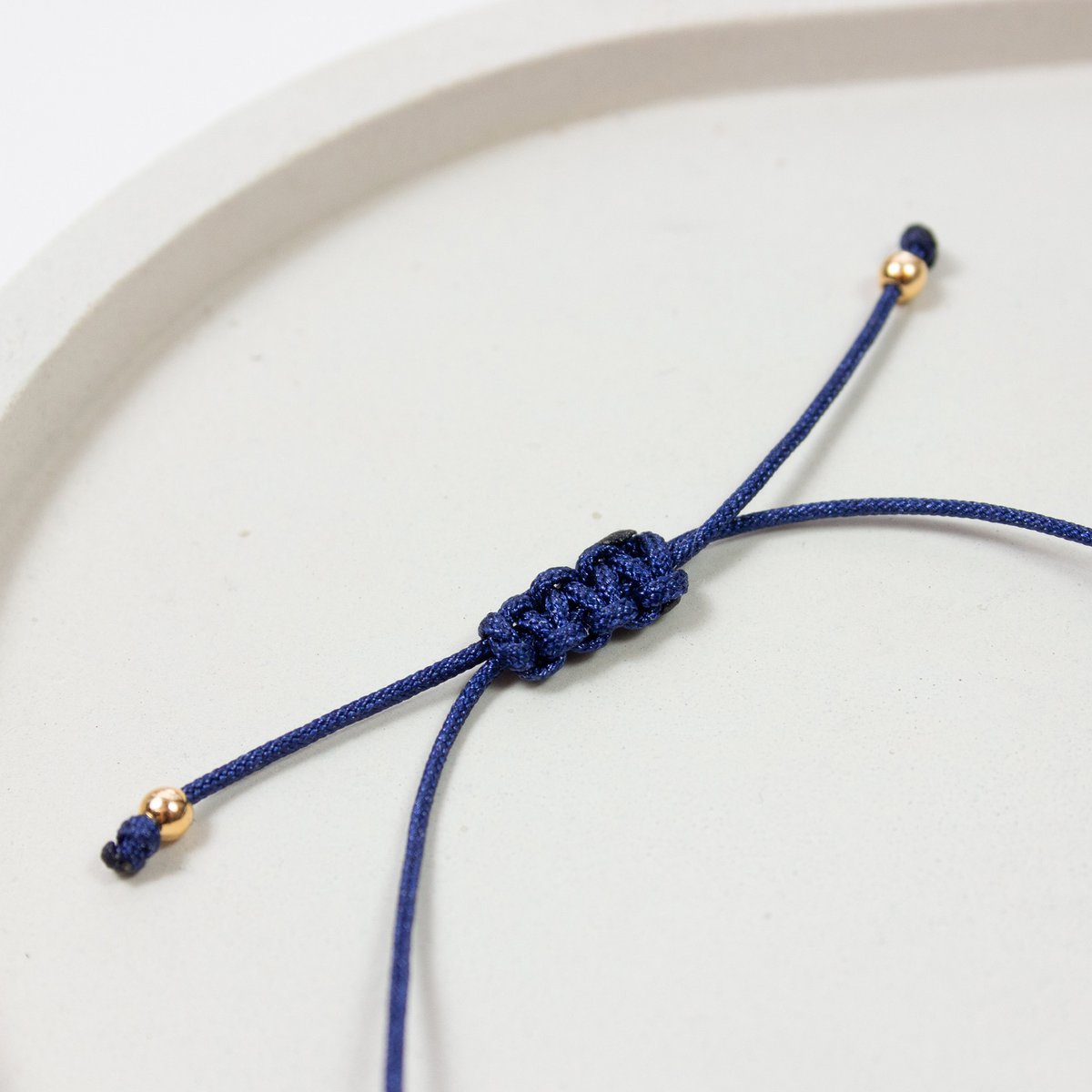 Bracciale su carta - Tartaruga Oro - Contro la voglia di viaggiare - Ciondolo placcato oro 24K - Macrame - Carta riciclata DIN A6 - Collezione marittima