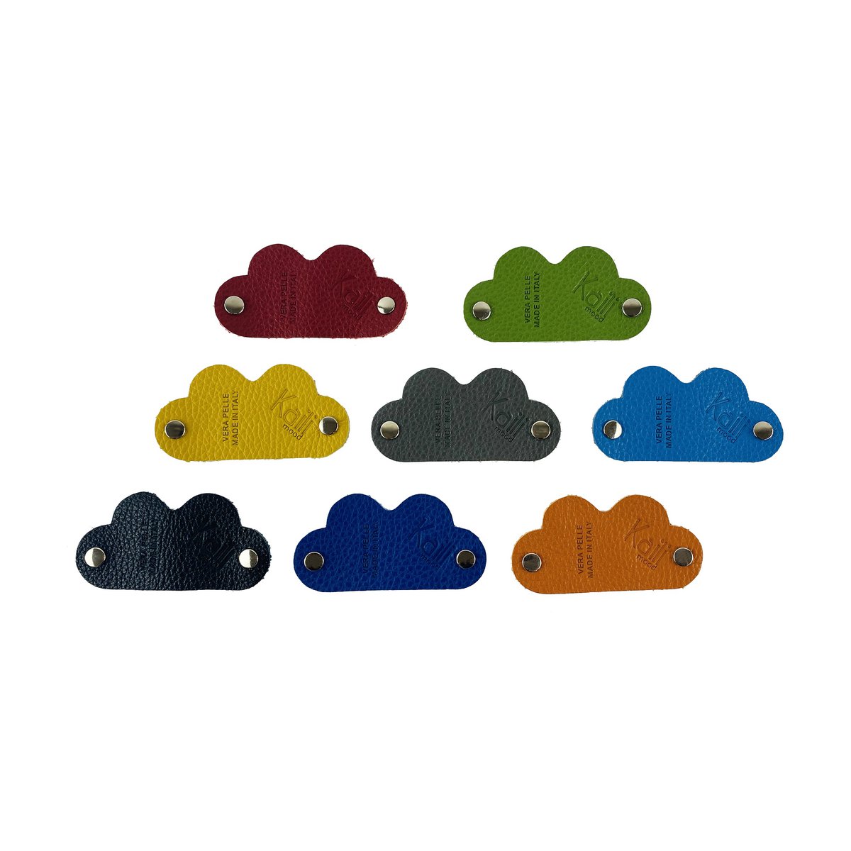 K0039DB | Hergestellt in Italien, herzförmige Kabeltrommel aus echtem Vollnarbenleder, Dollar-Maserung – blaue Farbe – Maße: 5 x 8 x 0,5 cm – Verpackung: Geschenkbox mit starrem Boden/Deckel