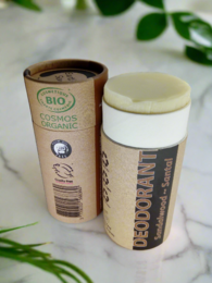 Organisk certificeret naturlig deodorant - Sandalwood 100 ml - I Piece - 100% genanvendt papiremballage