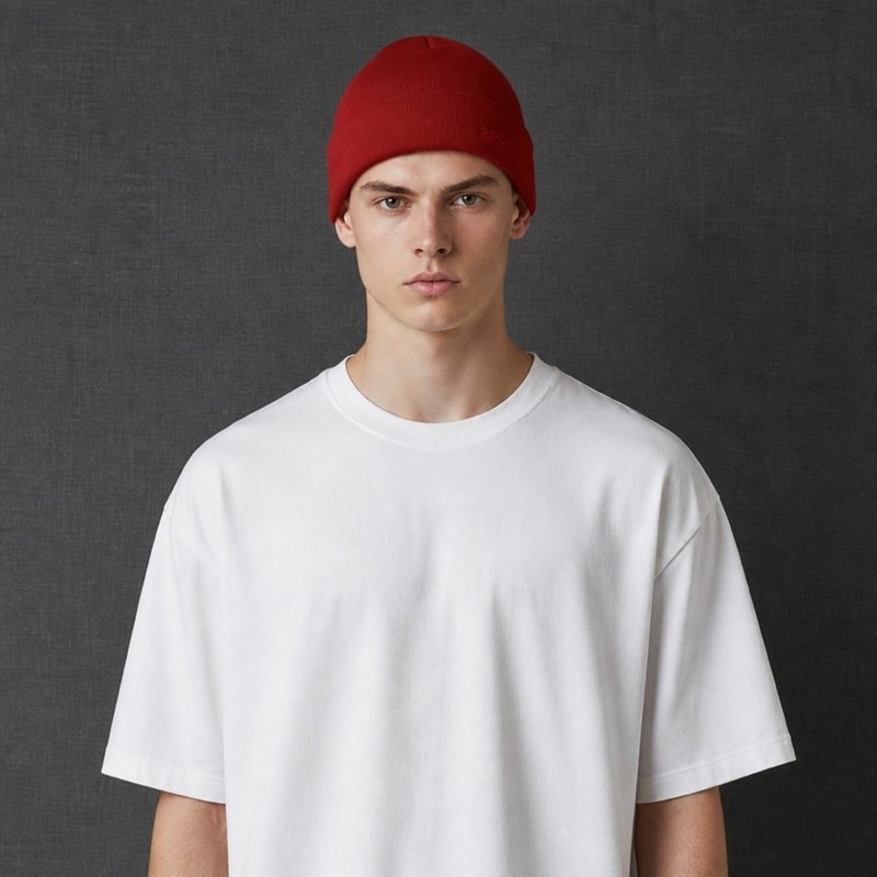 K5001EC | ORTLES - Unisex Cap in Tubular Stockinette Knit Made in Italy. Garnet color
