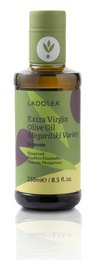  This extra virgin olive oil is made from the Megaritiki variety and has an intense fruity flavor. The 250ml glass bottle contains high-quality olive oil suitable for cooking and dressings.