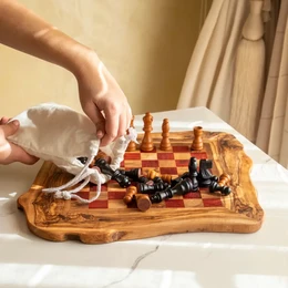 Olive Wood Chess Set with Irregular Rustic Board – Handcrafted Rustic Elegance