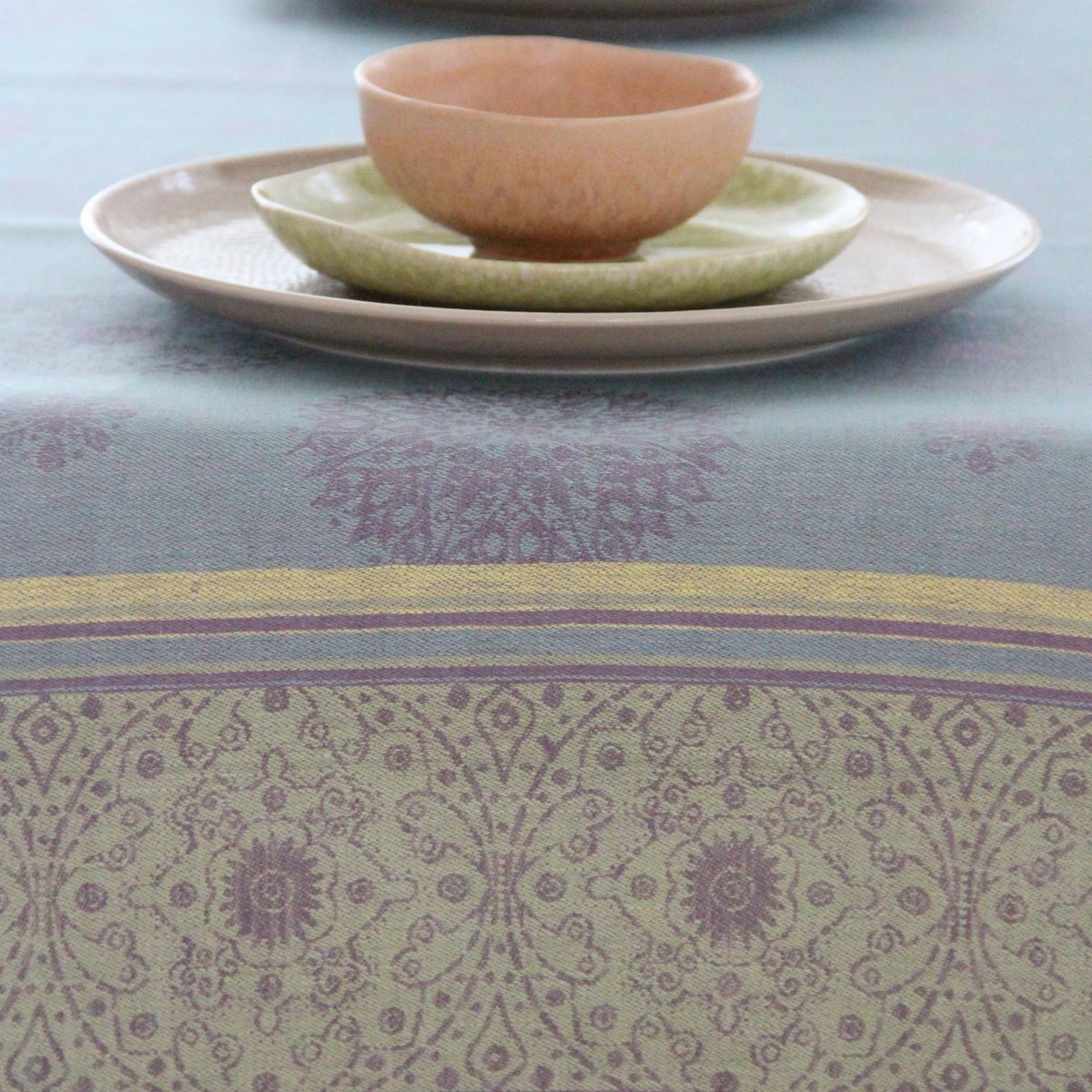 Runner da tavola in lino Mandala - blu-viola-giallo