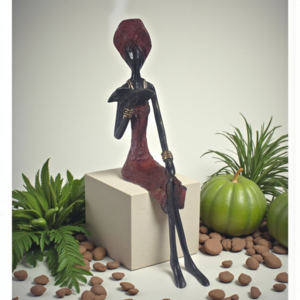 Bronze sculpture "Reading Woman" by Adama Ouedraogo 25 cm unique different colors