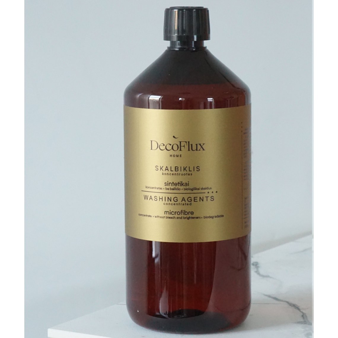 Detersivo liquido per sintetici 960ml