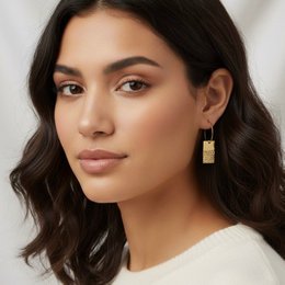 RECTANGULAR HOOP – Gold Geometric Circles