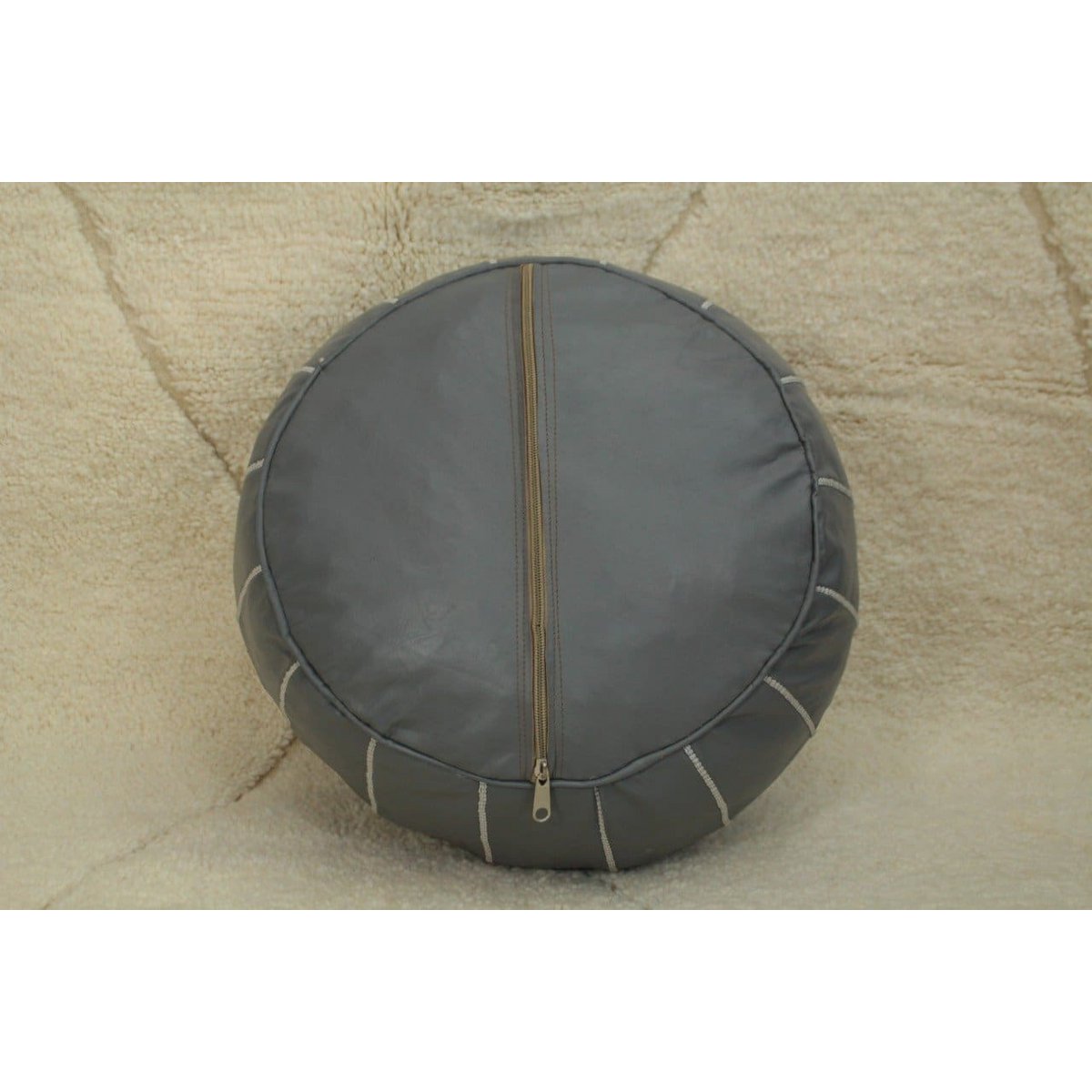 Pouf marocchino in pelle grigia