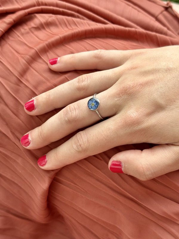 Stainless Steel Ring with real Forget-me-not flower