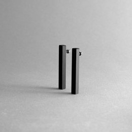SÄULEN-OHRRINGE – SCHWARZ – Minimaler Schmuck, handgefertigt aus Jesmonit