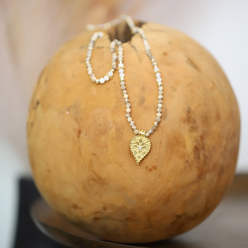 Lotus necklace labradorite moonstone