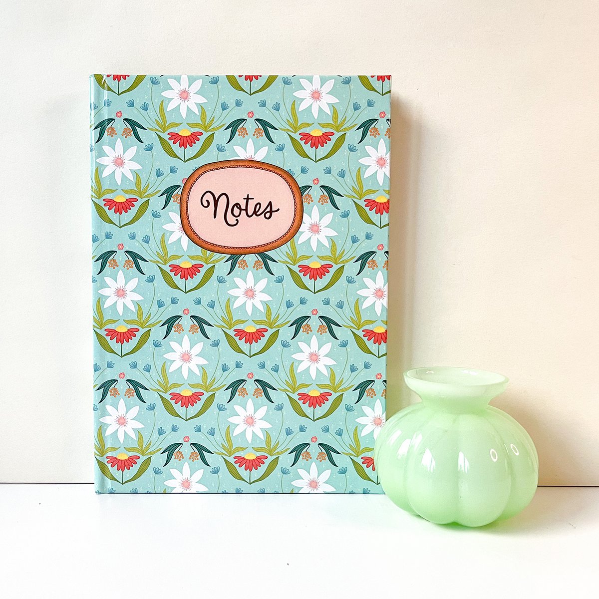 Notebook med blomstermønster A5