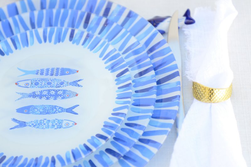 Blue fish presentation plate 30x30x2.2cm