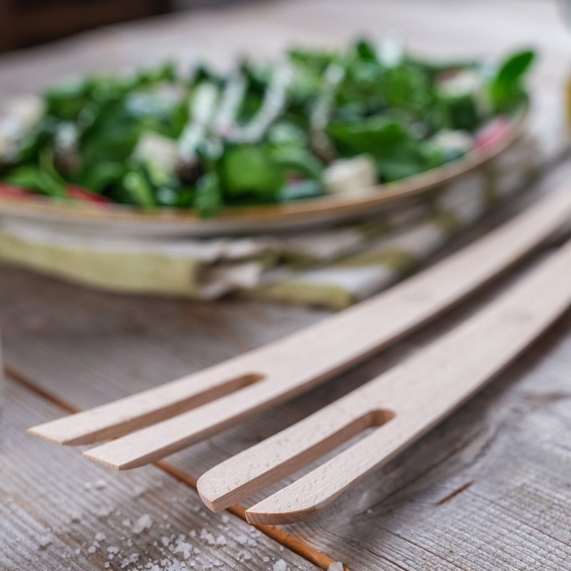 Magnetic wooden salad forks