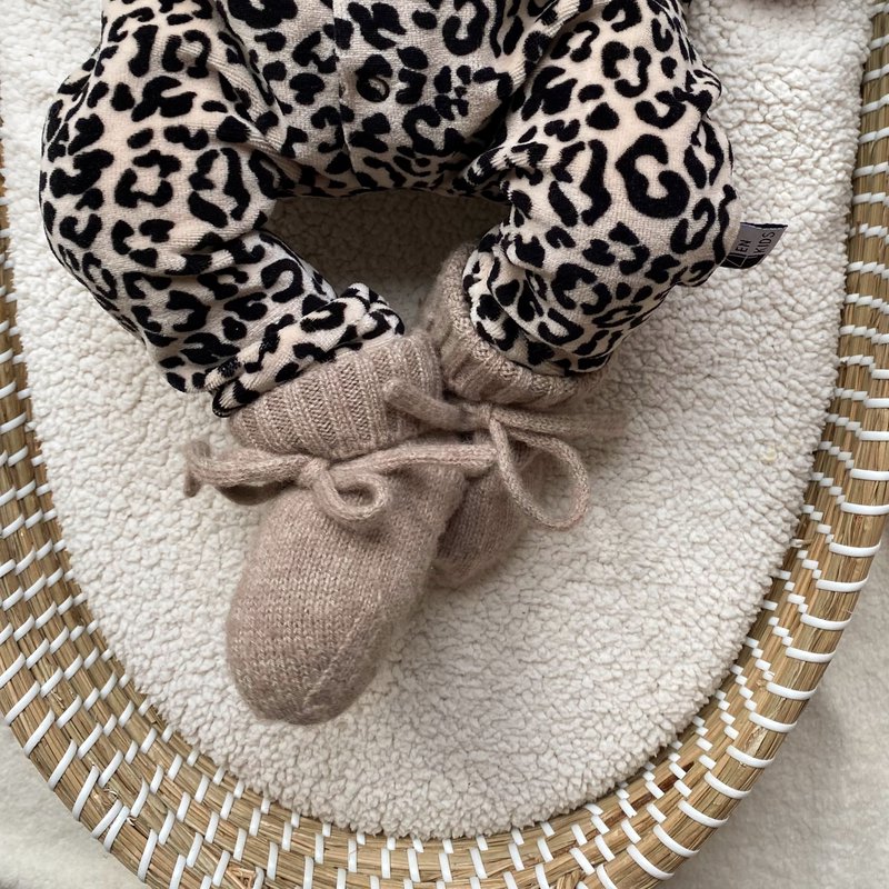 Merino wool bootie slippers natural