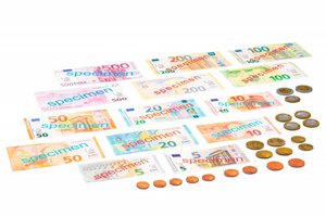 EURO play money (44 pieces)