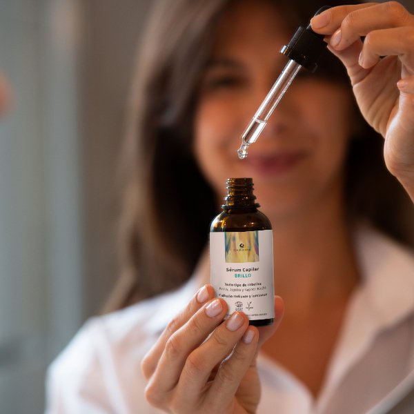 Shine Hair Serum | Natural Oil Treatment for Dry and Dull Hair, With Amla and Essential Oils, 50 ml