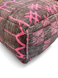 Vloerkussen - Colourful Line - Fushia Edition I