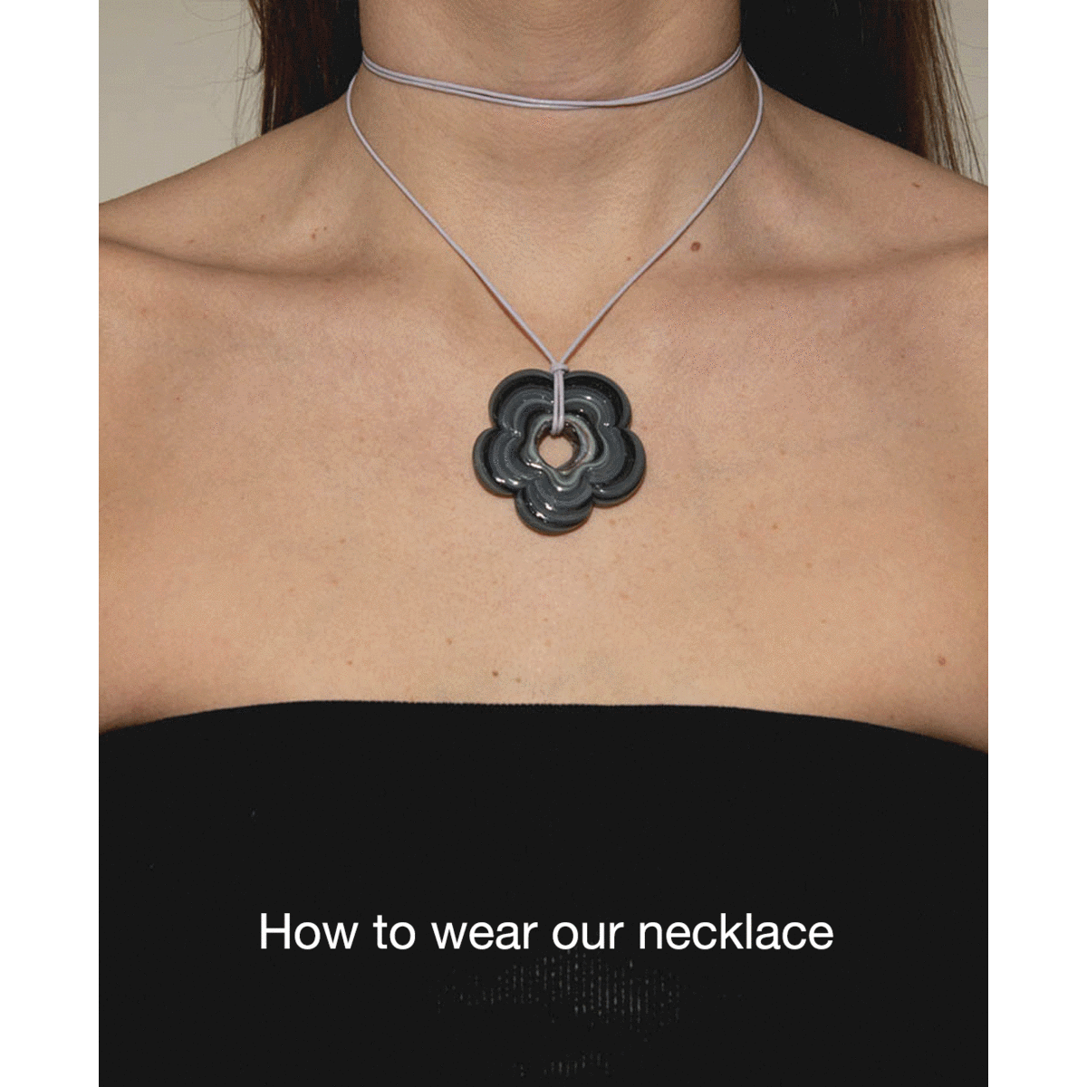 Posie Round Necklace | White