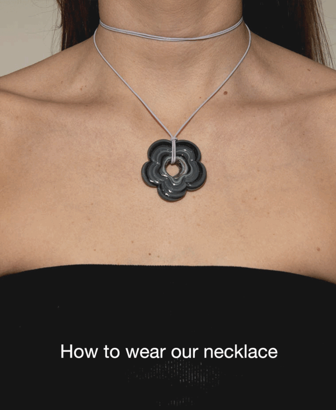 Posie Round Necklace | White