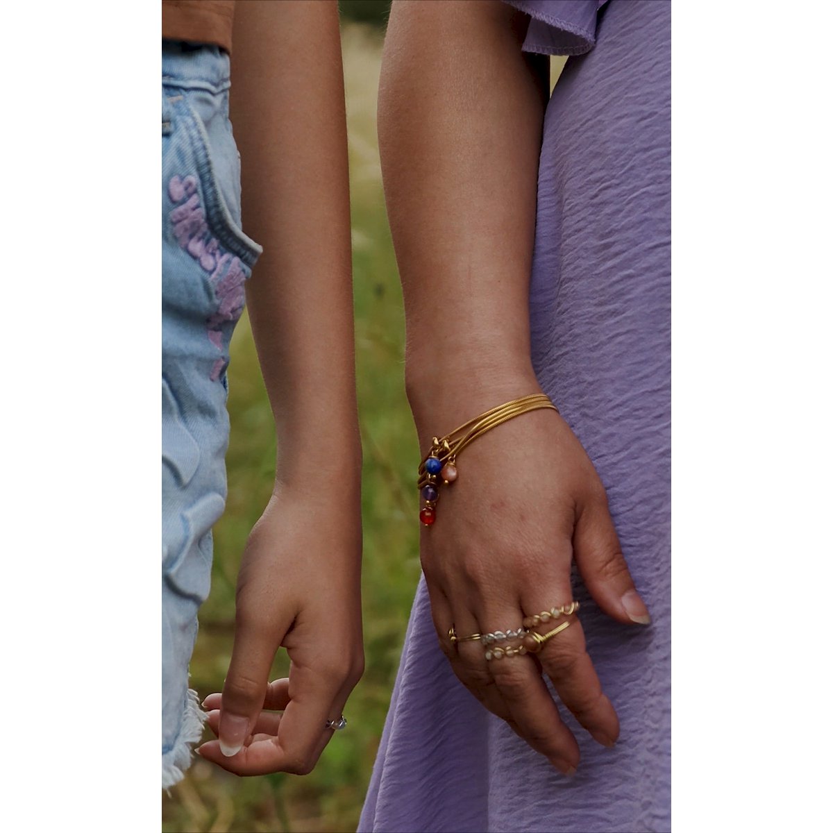 Esencia o mi brazalete con piedras preciosas