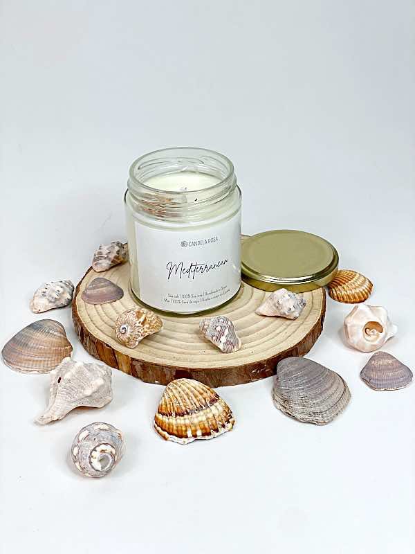 Mediterranean sea breeze scented candle 40 h - Mediterranean
