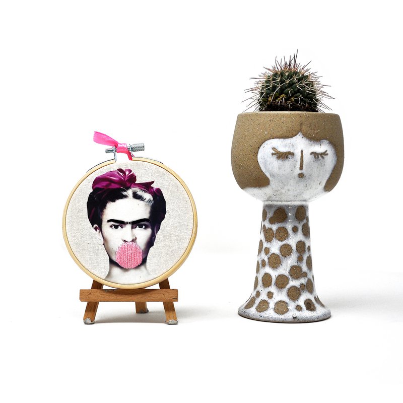 Frida Inspired – Embroidered Portrait Wall Art Set Assorted (5 pieces) 