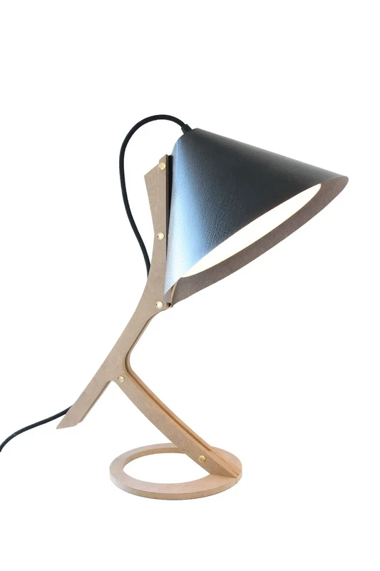 SILENCE Tischlampe aus Upcycling-Leder