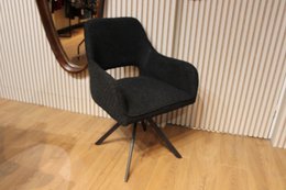 Silla de comedor Nova giratoria de 360 ​​grados de chenilla negra