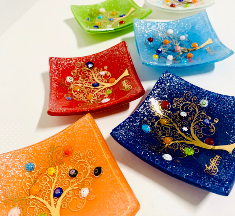 Firkantet midtpunkt i Murano Glass, gaveide, favoriserer, gylden dekoration af liv og Murrine di Murano