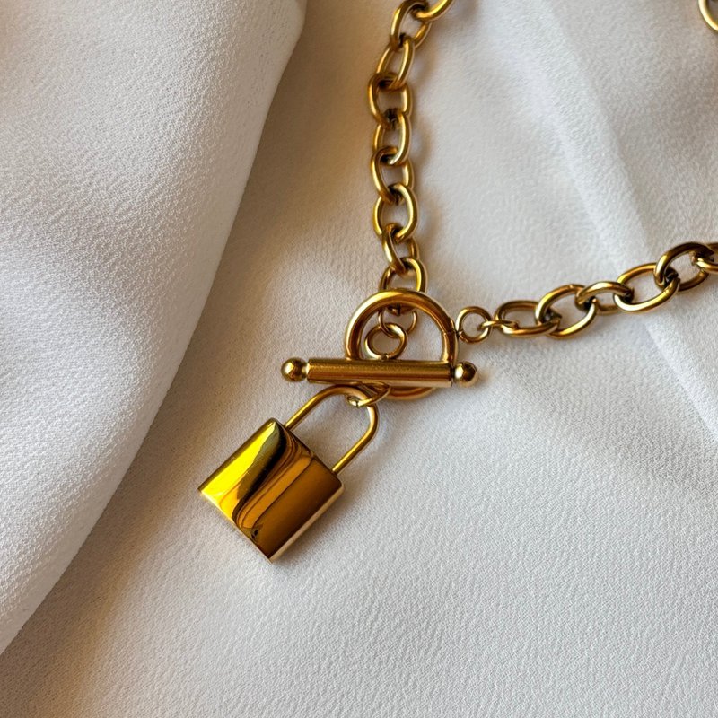 Lock & Glam – Bracciale Catena con Lucchetto Oro