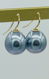 Pendientes de perlas clasicas en color azul Laguna