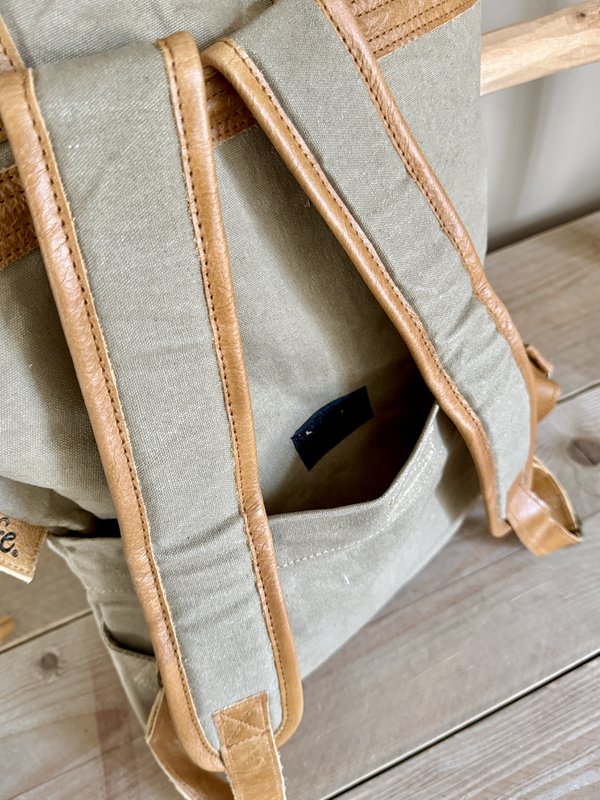 BackPack (reused canvas) NEW BATCH
