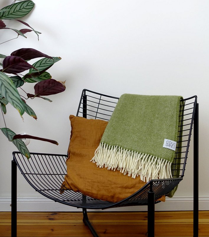 Wool blanket / cuddly blanket herringbone moss