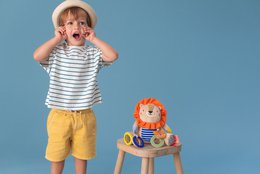 MUÑECA DE ACTIVIDADES EL LEÓN DE HARRY