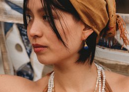 Isis Lapis Lazuli-oorbellen