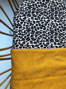 Velvet Meets Gold, Crib fitted sheet - Panther brown