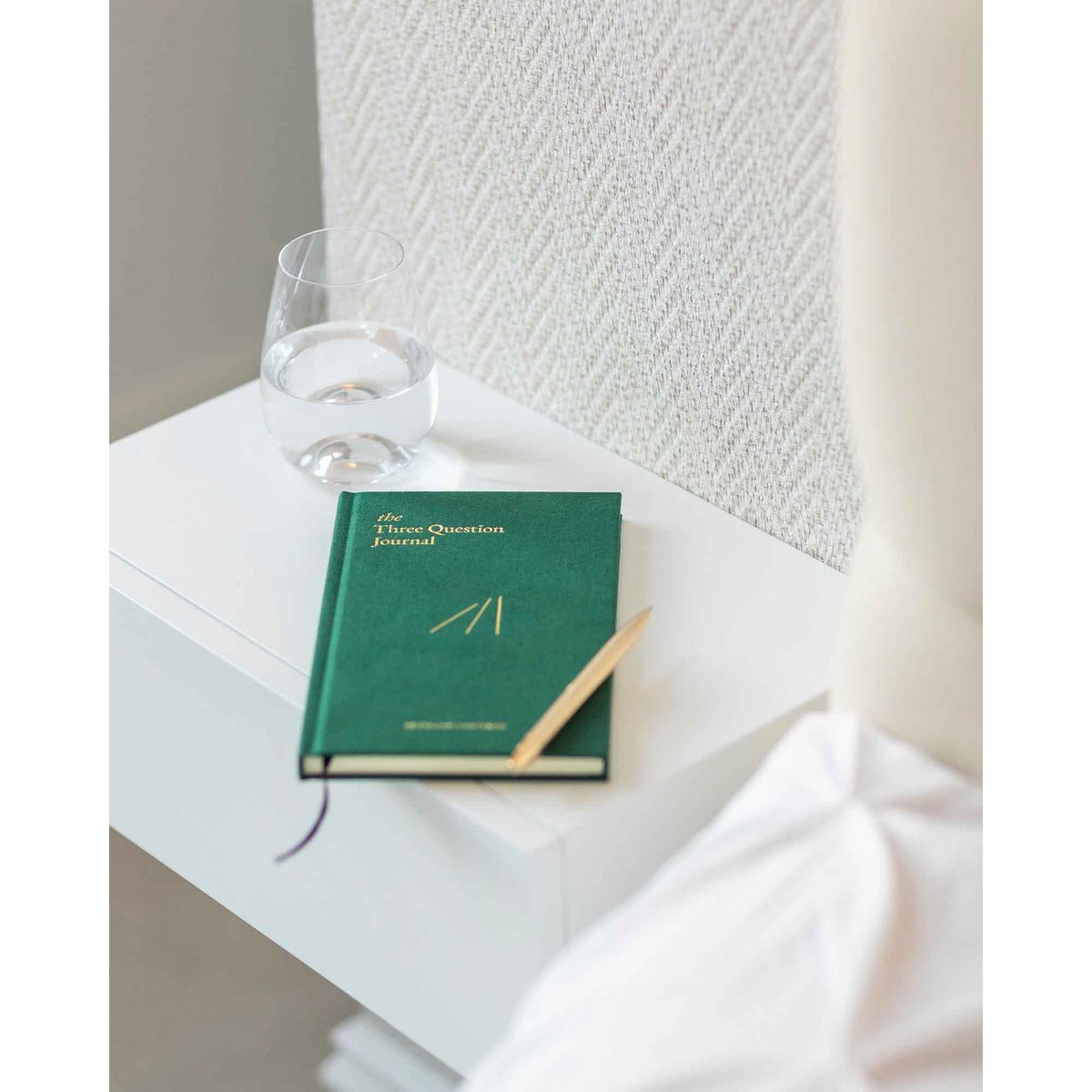 The Three Question Journal Green - Daily Guided Wellbeing