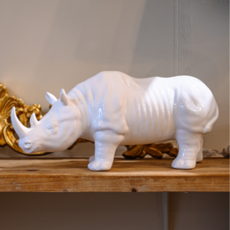 Hergestellt in Italien, weißes Nashorn aus Keramik, H 25 x 50 x 18 cm