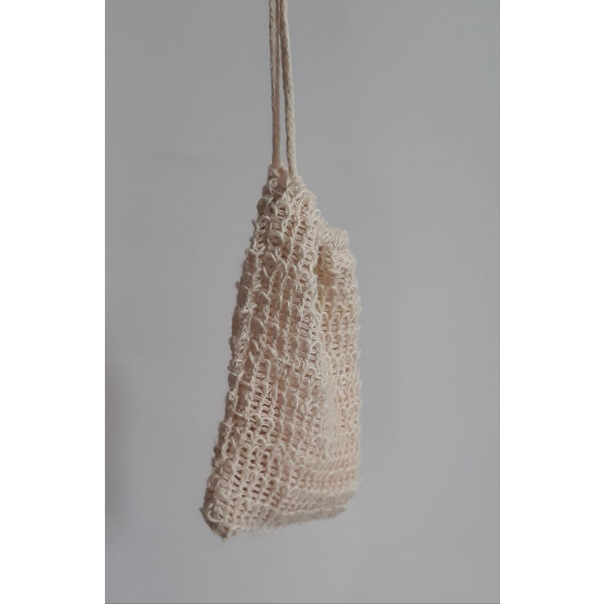 Thais Camila | Sisal Bag | Solid Shampoo Travel Bag