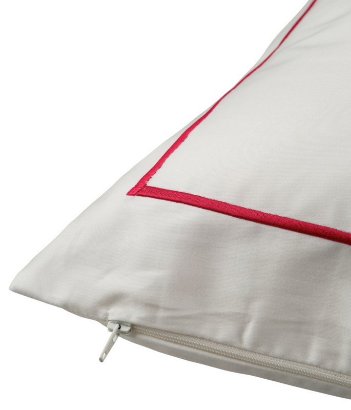 Sateen pillowcase Alu with cyclamen embroidery