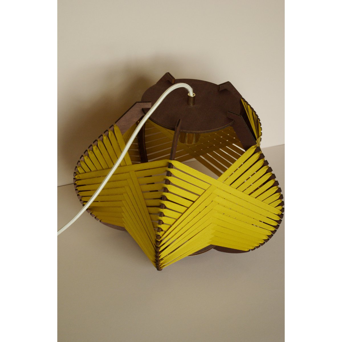 Duża lampa / musztarda