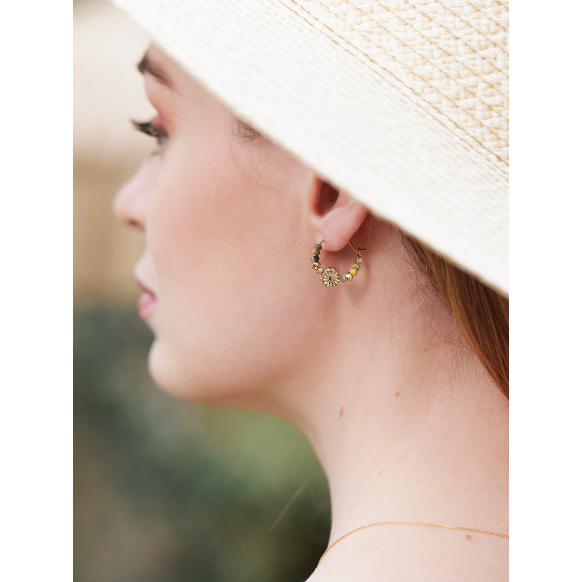 Bloom hoops
