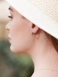 Bloom hoops