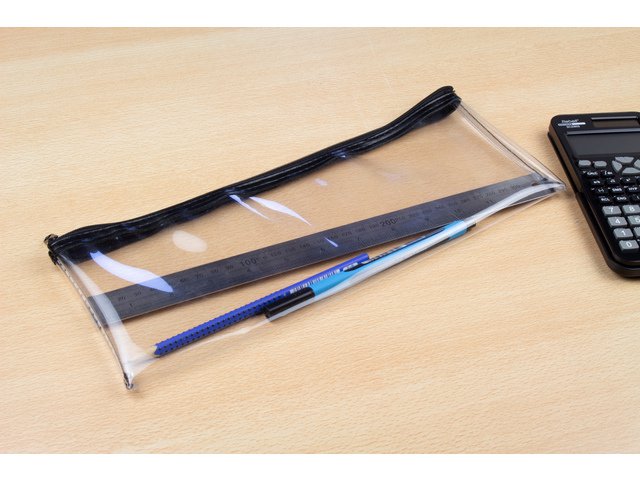 Etui Kangaro transparant 125x330mm, zwarte rits