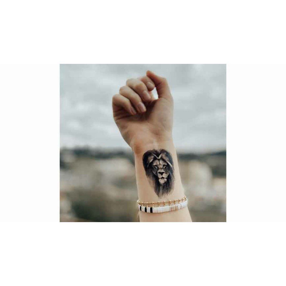 Tatuaje temporal: León