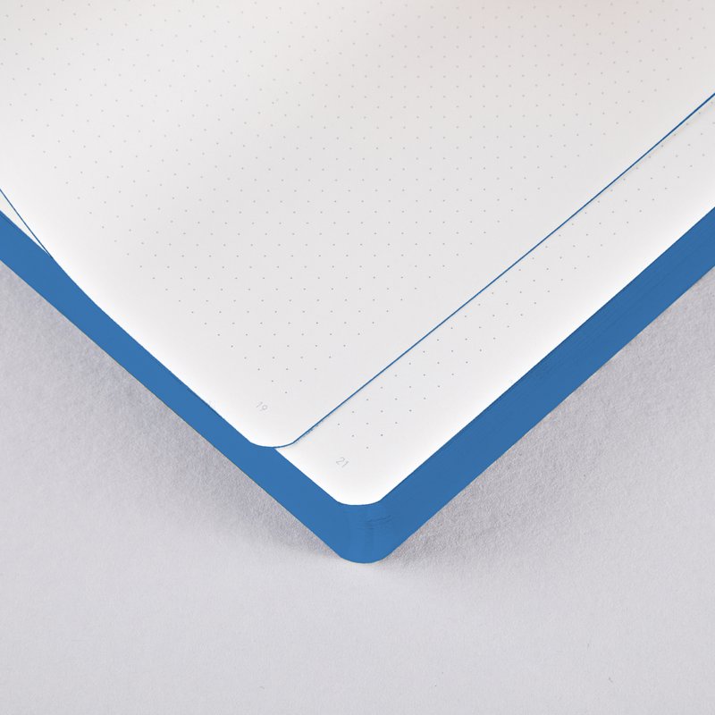 Les yeux sur toi - Graphique L | Carnet A5+ | Journal pointillé | Points de 3,5 mm | 256 pages numérotées | Papier Premium 120g | cuir recyclé | produit de manière durable en Allemagne