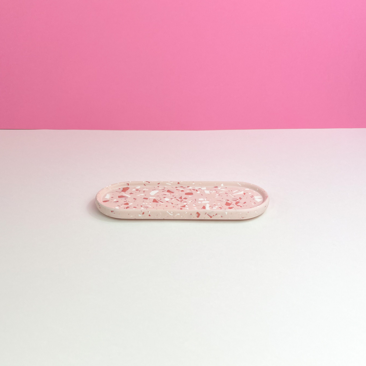 Ovaal Dienblad • LENGJA S • Blush Terrazzo